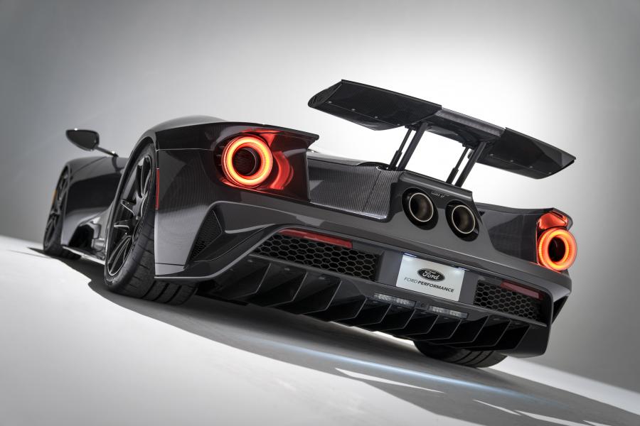  Ford GT Liquid Carbon 2020 года  (фото 7 из 13)